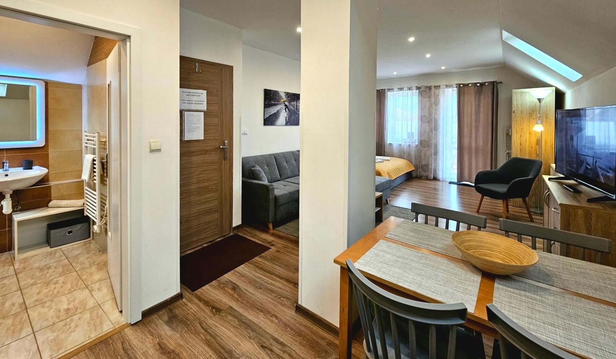 Apartmany Miluska Bešeňová エクステリア 写真